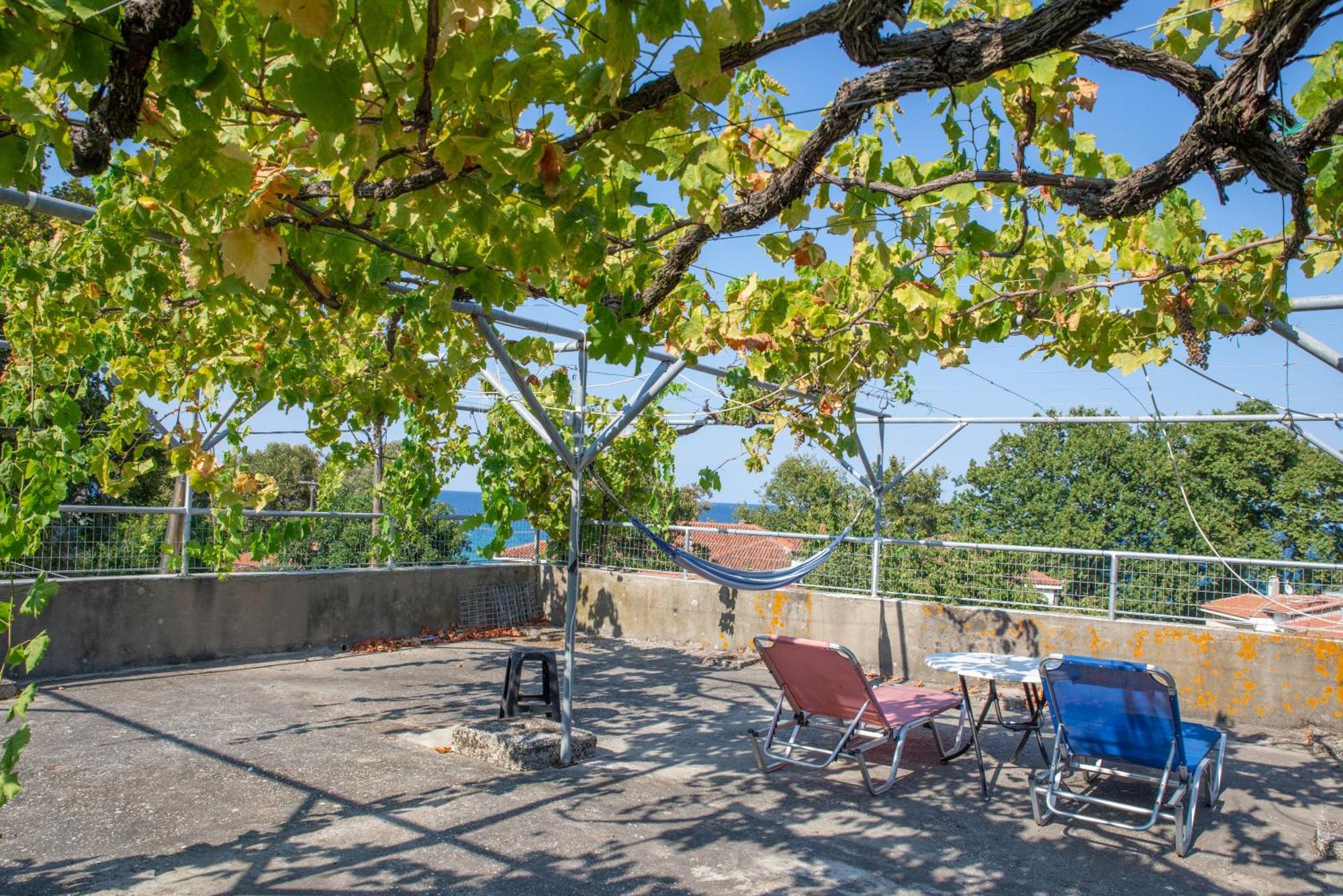 Naia House Apartment Chorefton